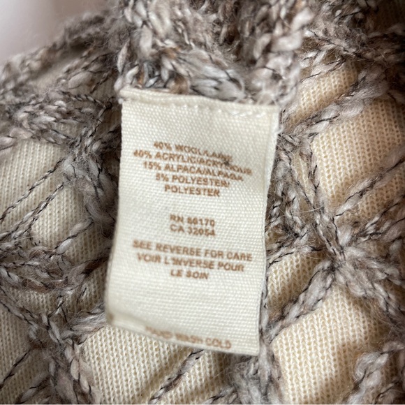 FREE PEOPLE Poncho Shawl - Picture 13 of 15